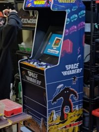 Space Invaders 2-player Mancave 10,000 Game Arcade Machine
