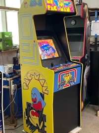 Pac-Man 2-player Mancave 10,000 Game Arcade Machine